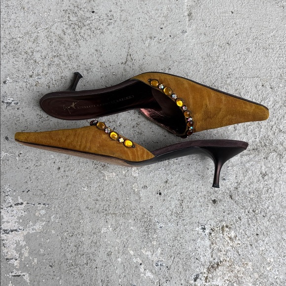 Vintage Giuseppe Zanotti silk and rhinestone mules - Picture 5 of 9